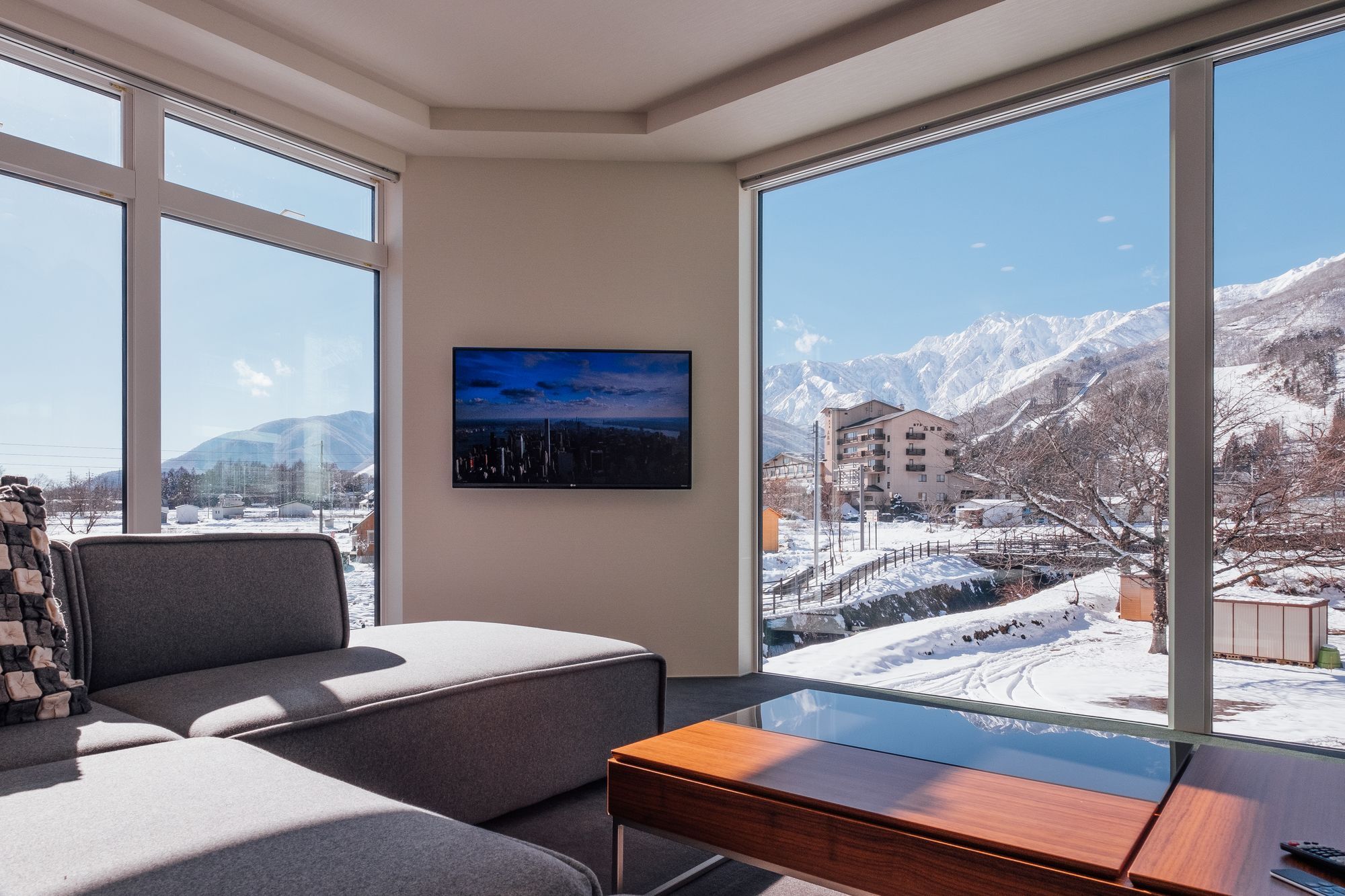 Bluebird Apartments By The Hakuba Collection Exterior photo